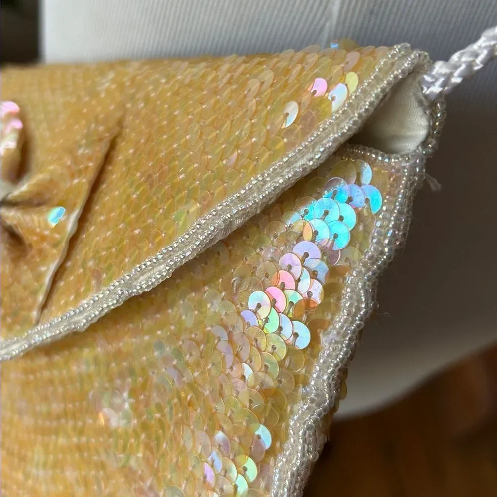 Vintage Shell Kepler Lacy After Noon Iridescent Yellow Sequin Bow Clutch